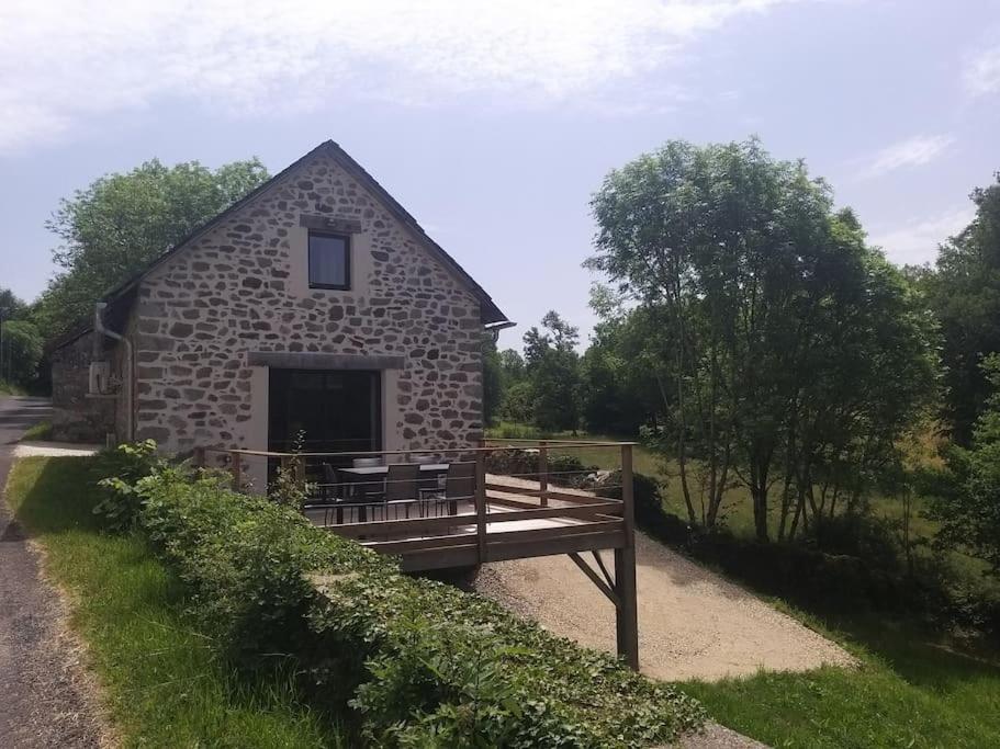 Gite Confortable A La Campagne Bort-les-Orgues Esterno foto